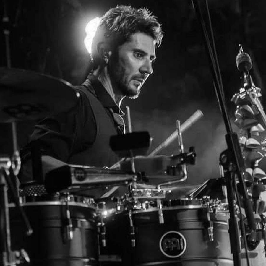 Flavien – Timbales Jugando tribute santana live banc groupe musique concerts
